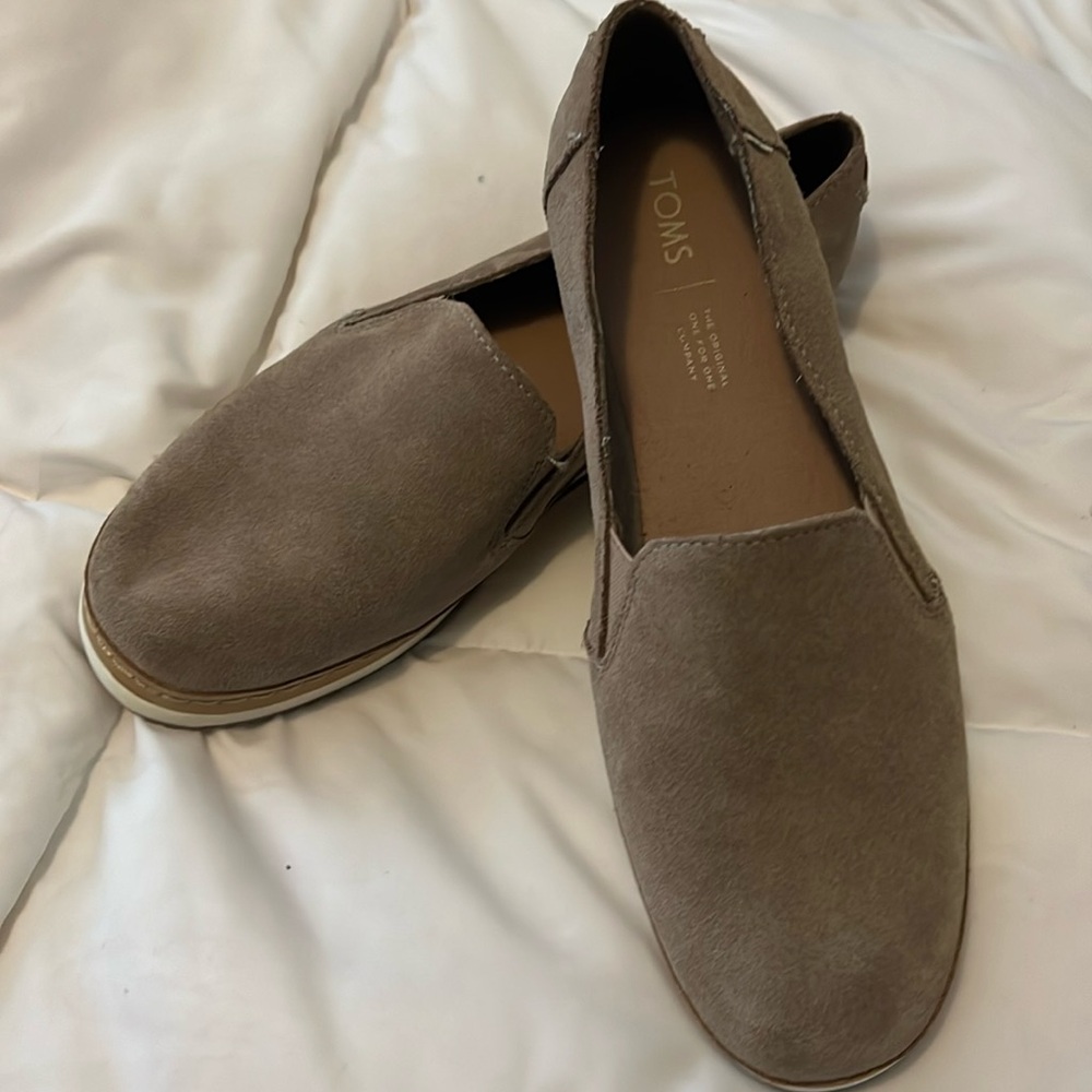 Toms Palma Slip-on. Size 10